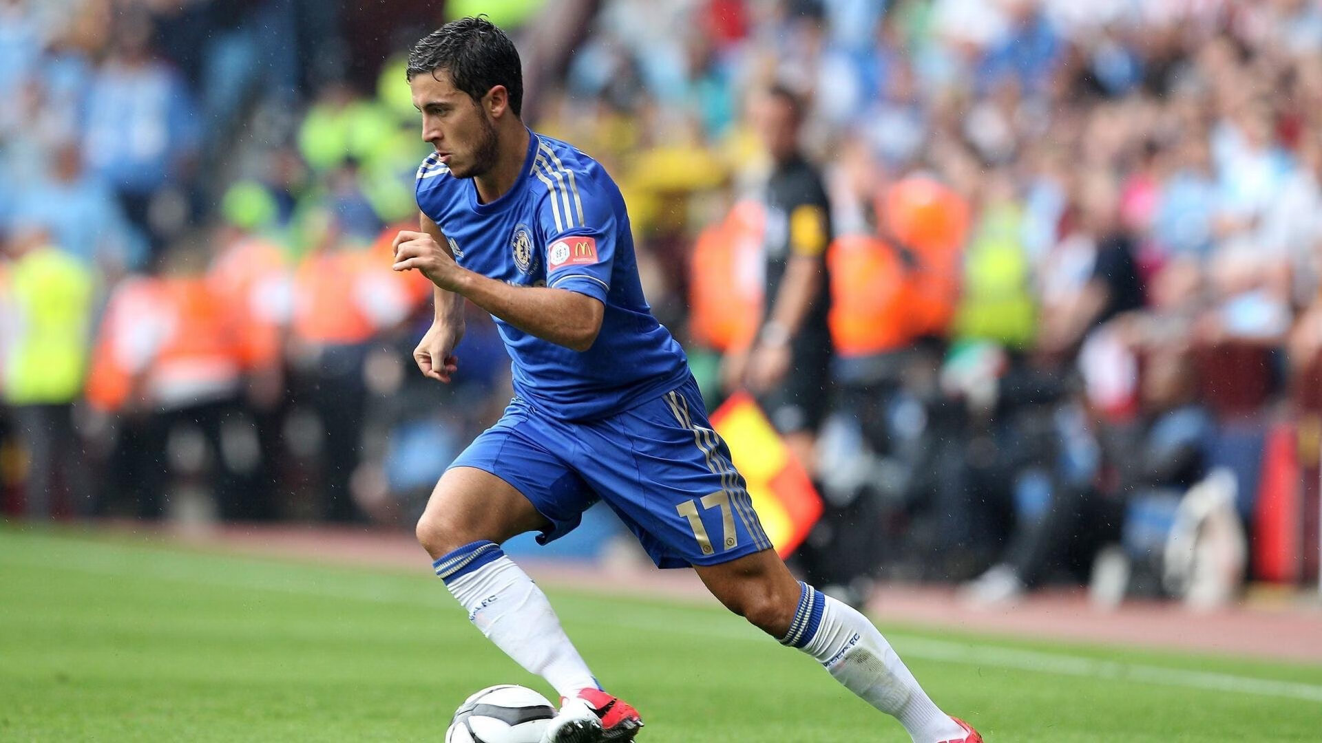 波尔神勇破局，法国队力克日本队展现团队韧性